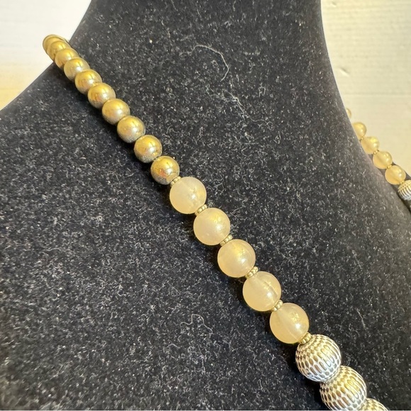 Chico's Graduated Beaded Necklace Multi Style Beads Metal Wood String Rhinestone - Picture 10 of 16